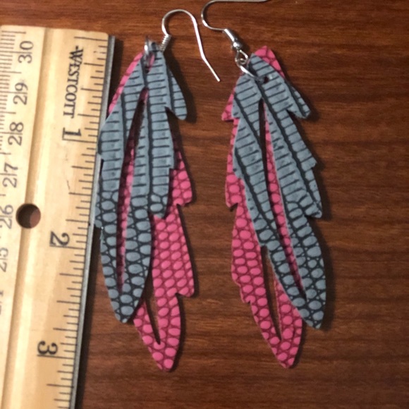 Faux leather/leather earrings. Handmade earrings. - Picture 13 of 16